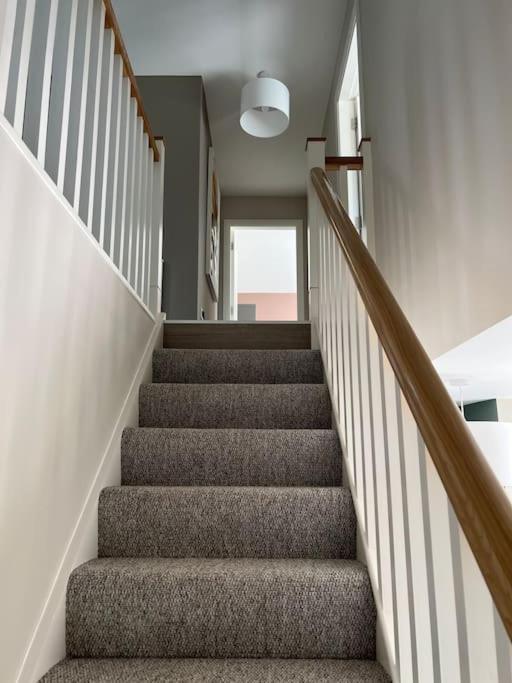 דבלין 3 Bed Rooms Vip Family House מראה חיצוני תמונה